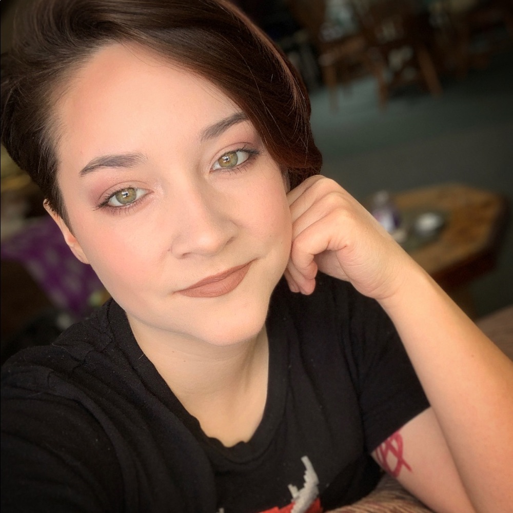 Meet your Posher, Karrah